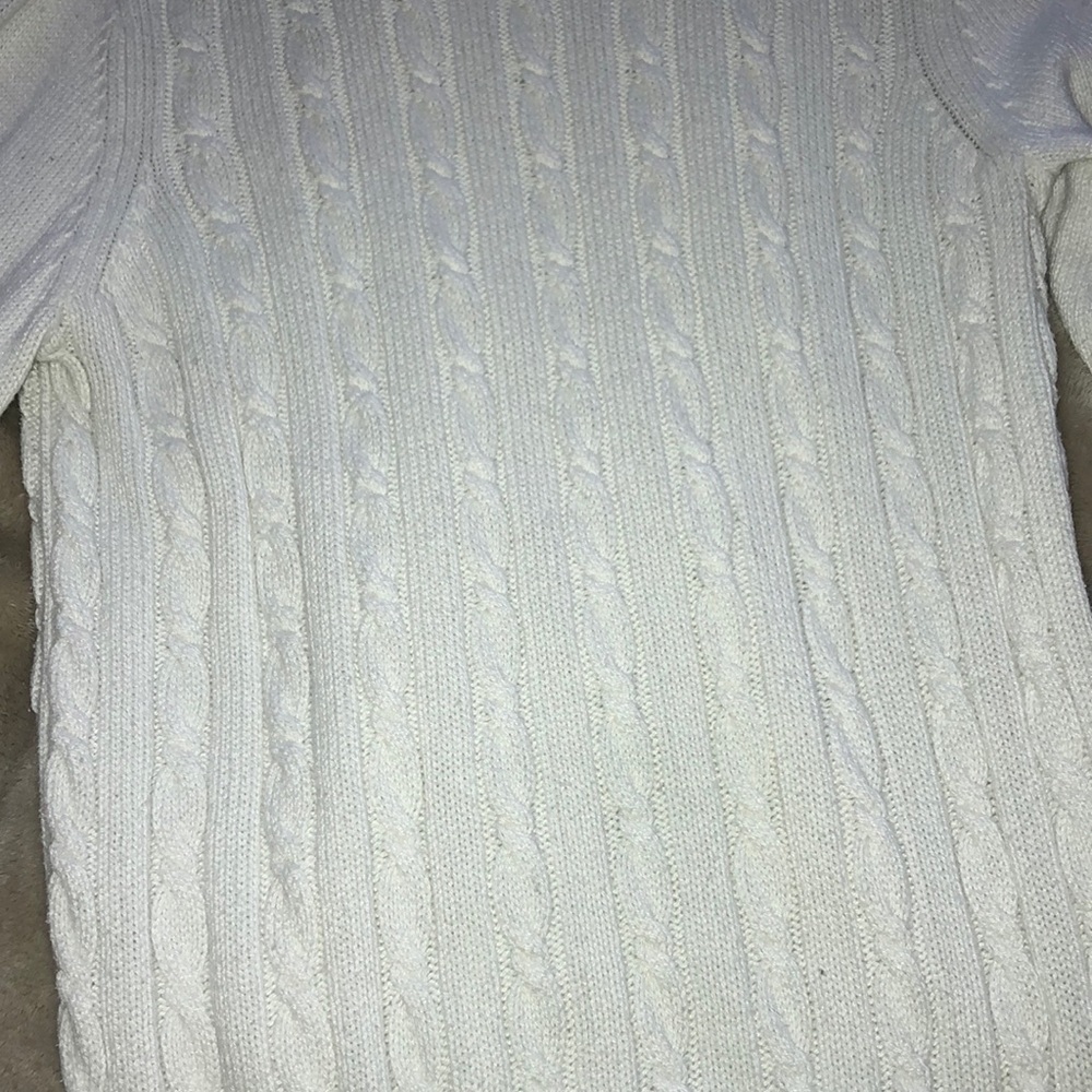 sweater - Picture 3 of 6